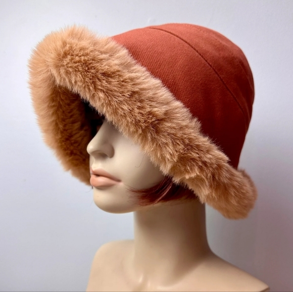70’s shearling hood hat, unique unusual design- vintage soft warm cozy - Picture 3 of 5